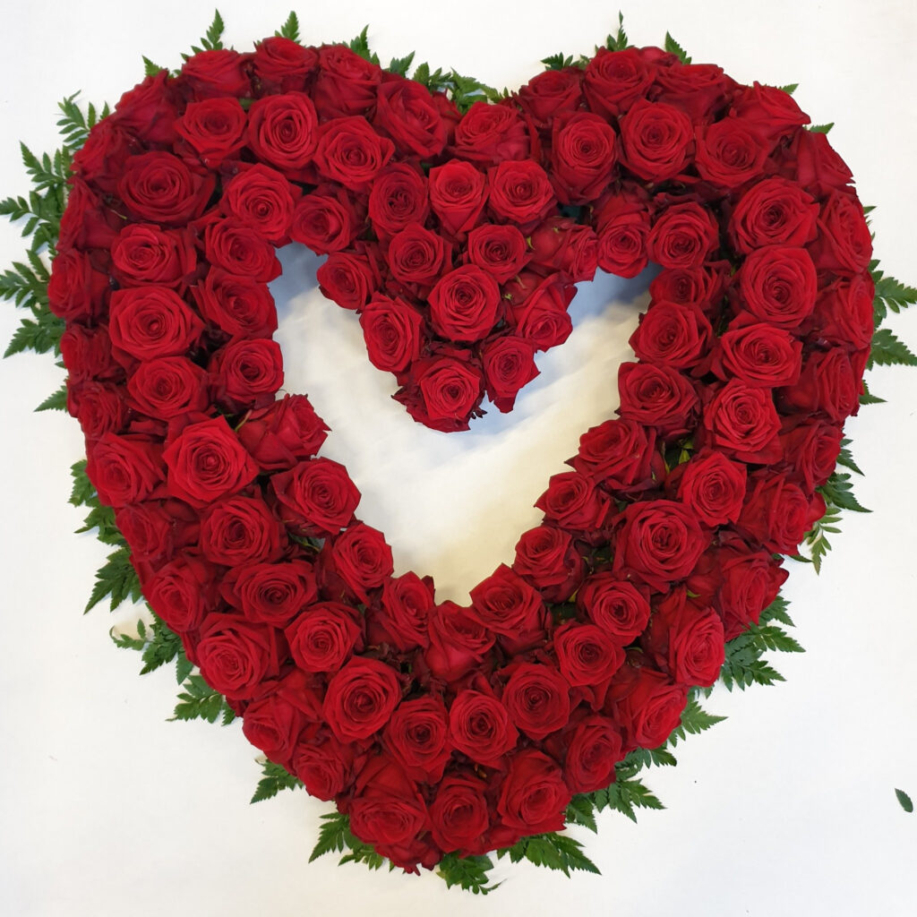 Heart of roses open XXL