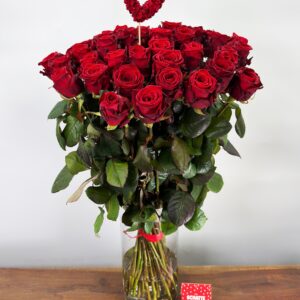 50 Red Naomi