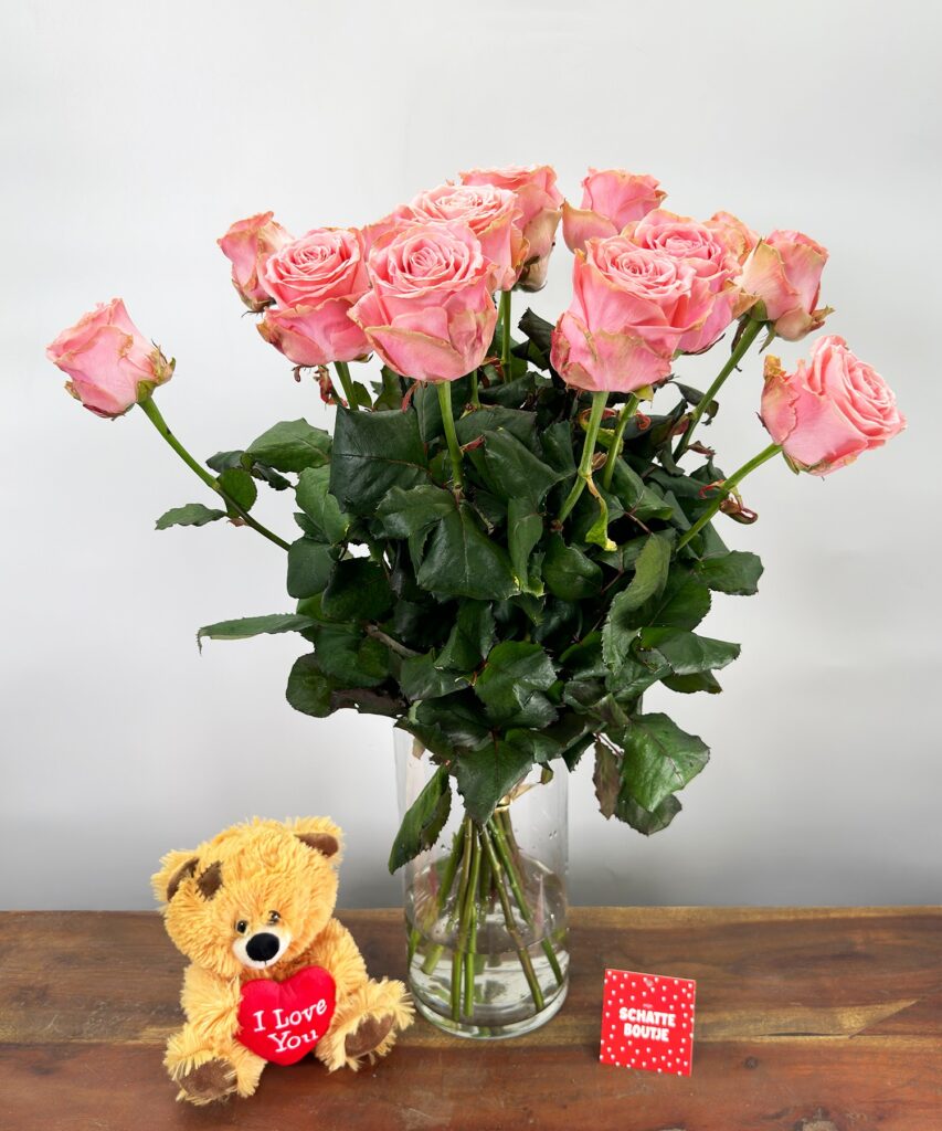 10 Sophia Loren - Beertje